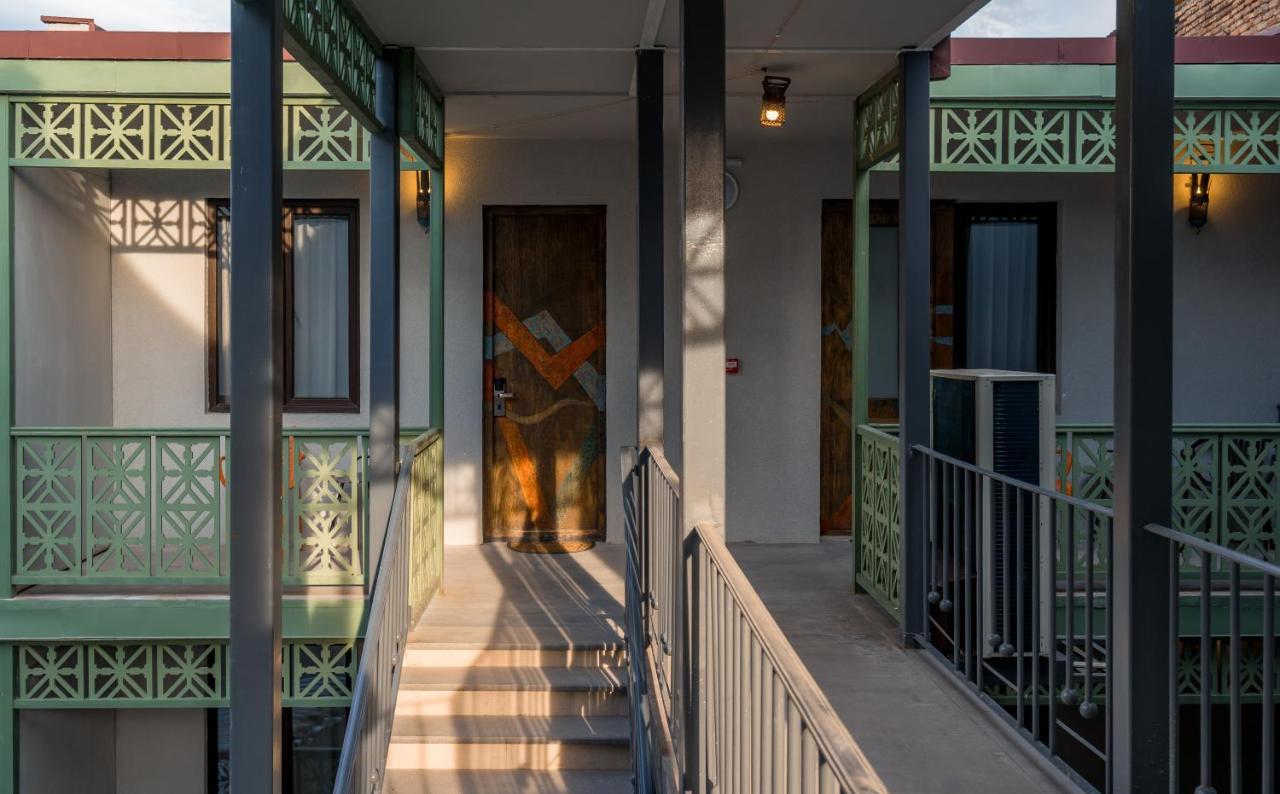 Boutique Kosher Hotel Tourfa Tbilisi Exterior foto