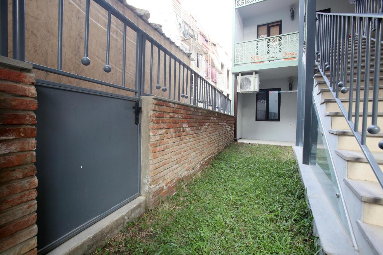 Boutique Kosher Hotel Tourfa Tbilisi Exterior foto