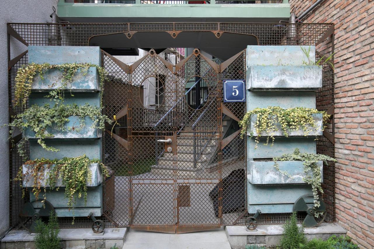 Boutique Kosher Hotel Tourfa Tbilisi Exterior foto